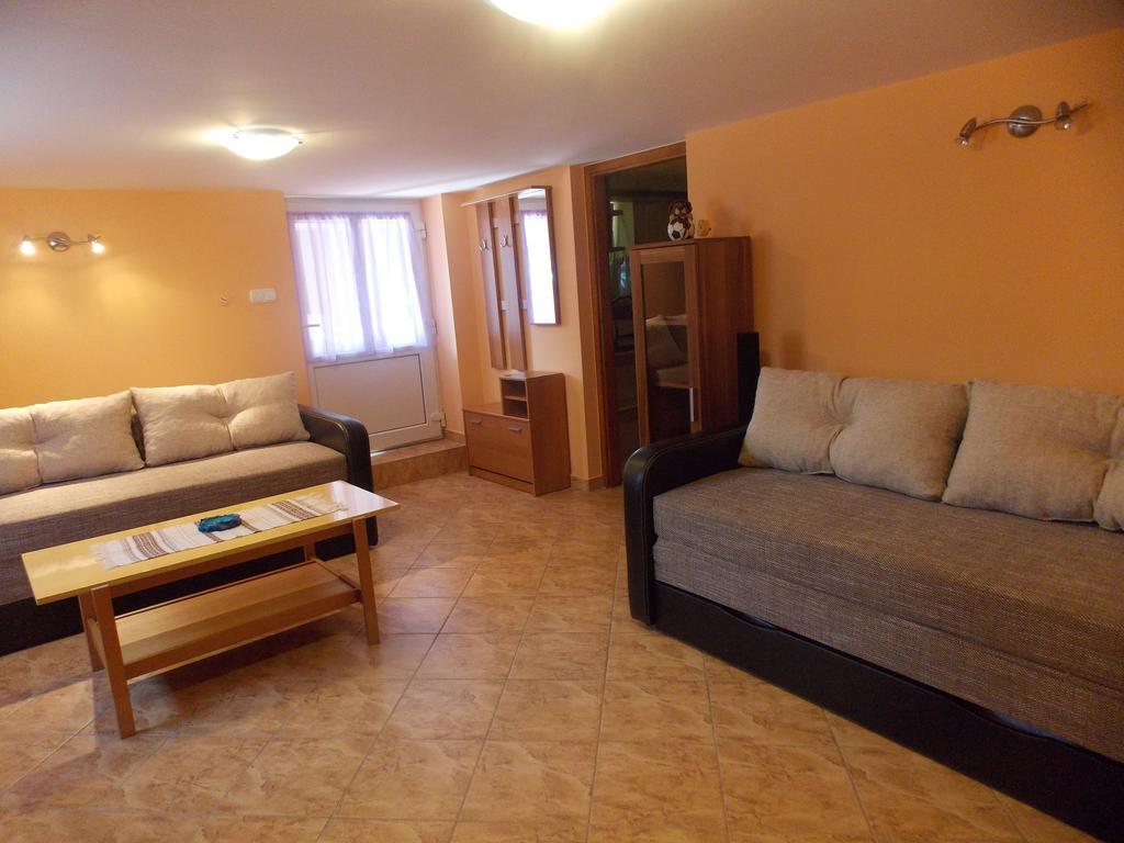 Szonja Apartman Egerszalok Exterior photo